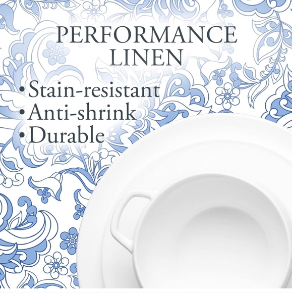 *🆕 Mindry Collections Spring Floral Blue and White Rectangle Tablecloth, NEW - Picture 3 of 9